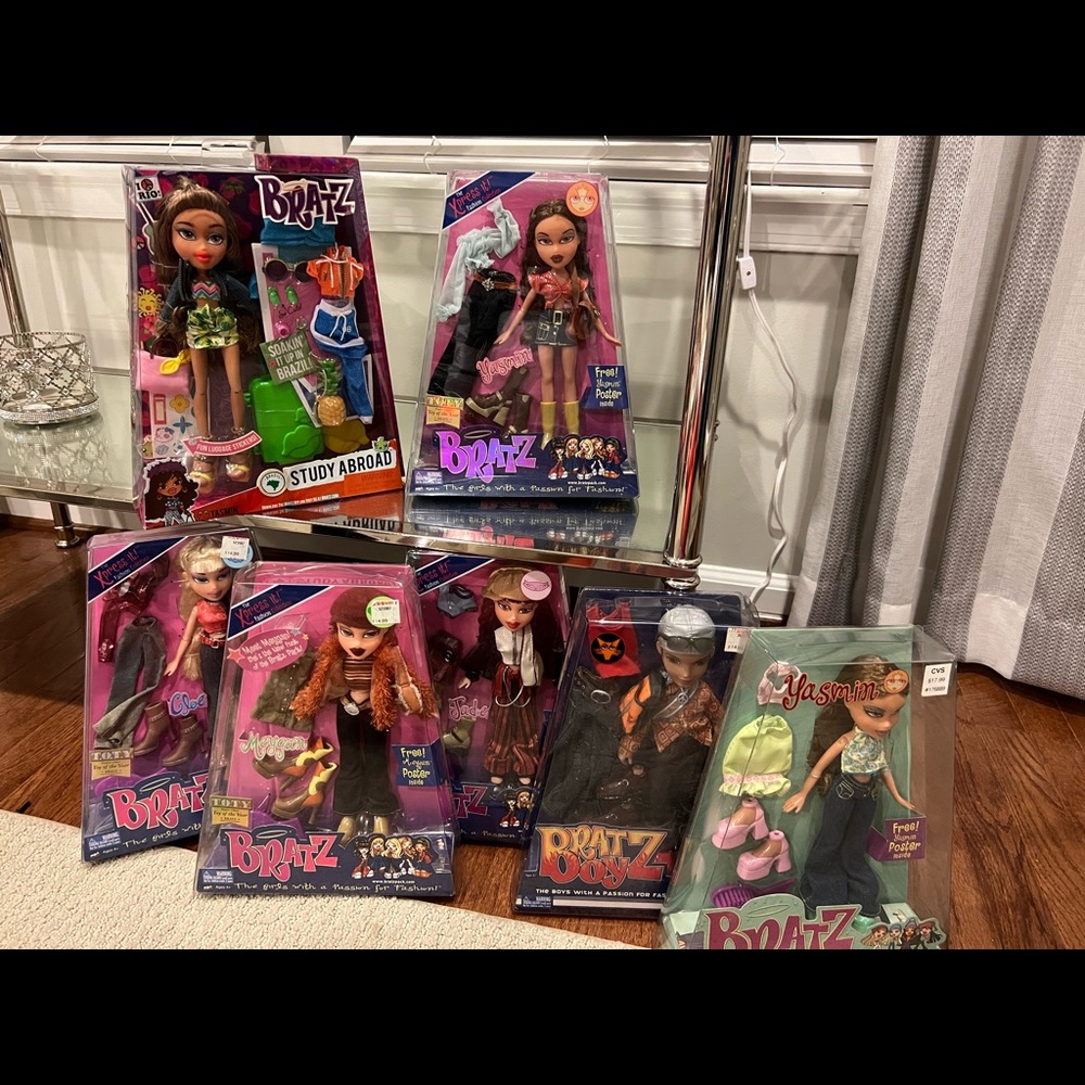 New collectors bratz dolls